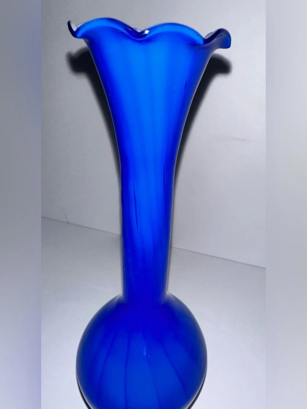 Vintage Blue Fluted Glass Bud Vase - Picture 11 of 12